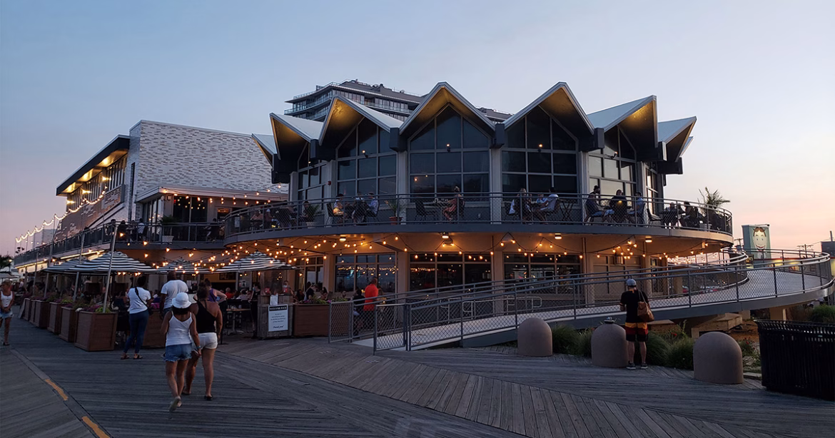 McLoone’s Asbury Grille